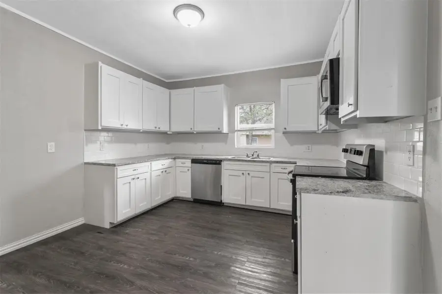 814 N Walnut Street, Sherman, TX 75090 - #2