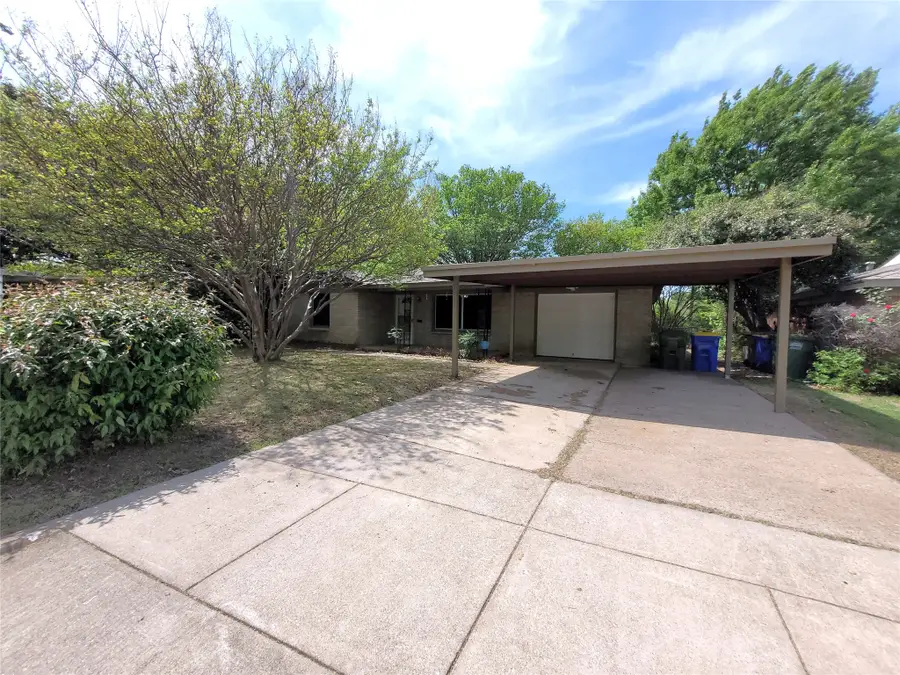 504 S Judd Street, White Settlement, TX 76108 - #2