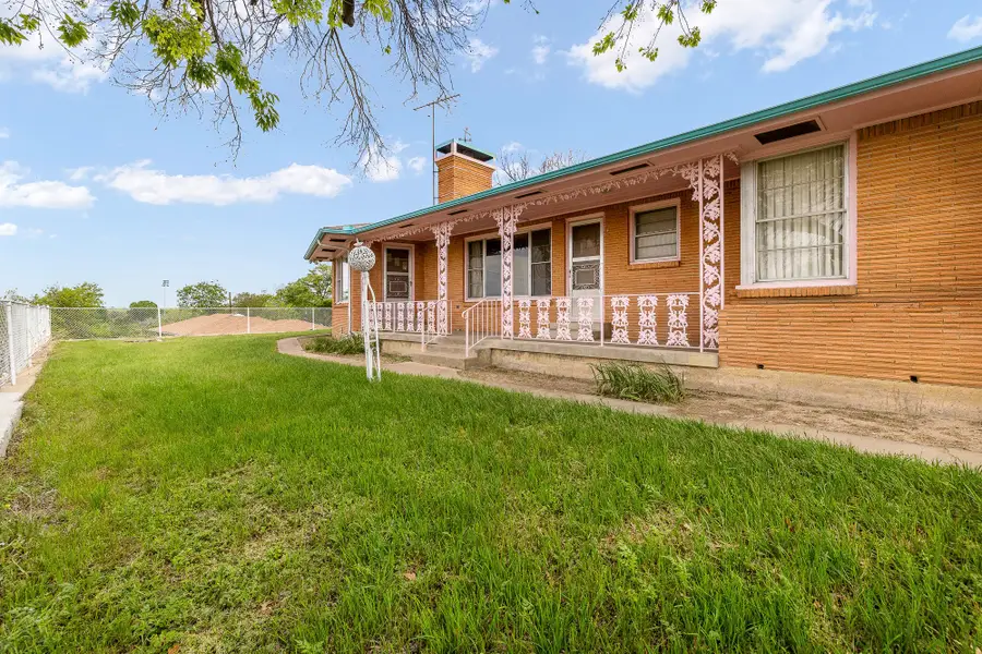 2000 Standifer Street, Fort Worth, TX 76164 - #2