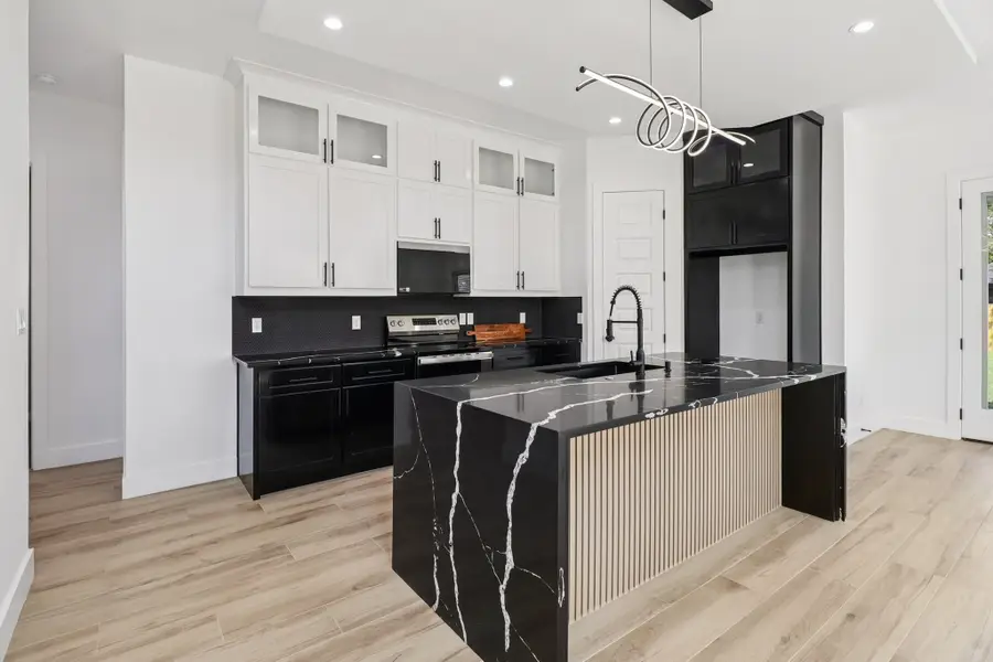 3513 Nomas Street, Dallas, TX 75216 - #3