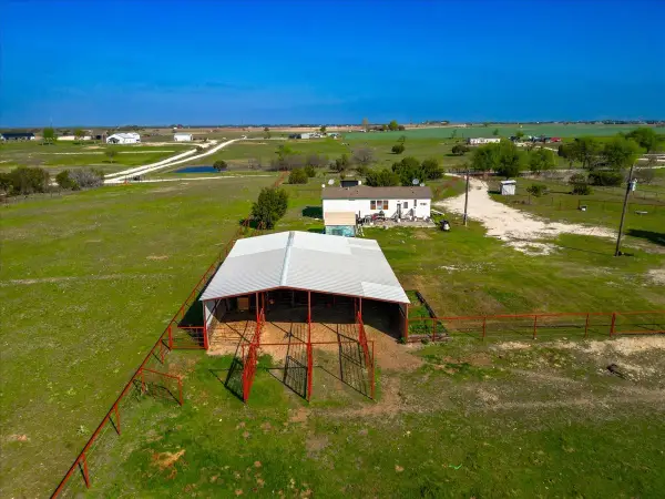 1251 County Road 233, Stephenville, TX 76401