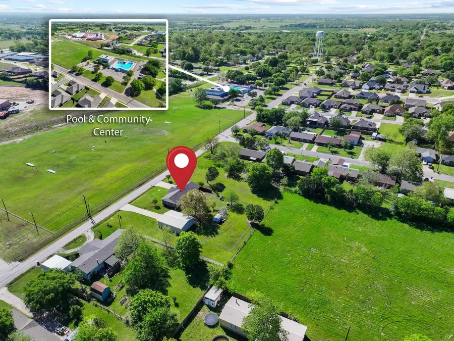 503 Wilson Street, Whitesboro, TX 76273 - #2