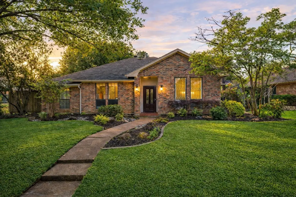 819 Lockhaven Lane, Coppell, TX 75019 - #1