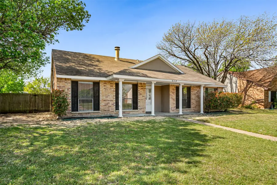 513 Beechwood Drive, Grand Prairie, TX 75052 - #2