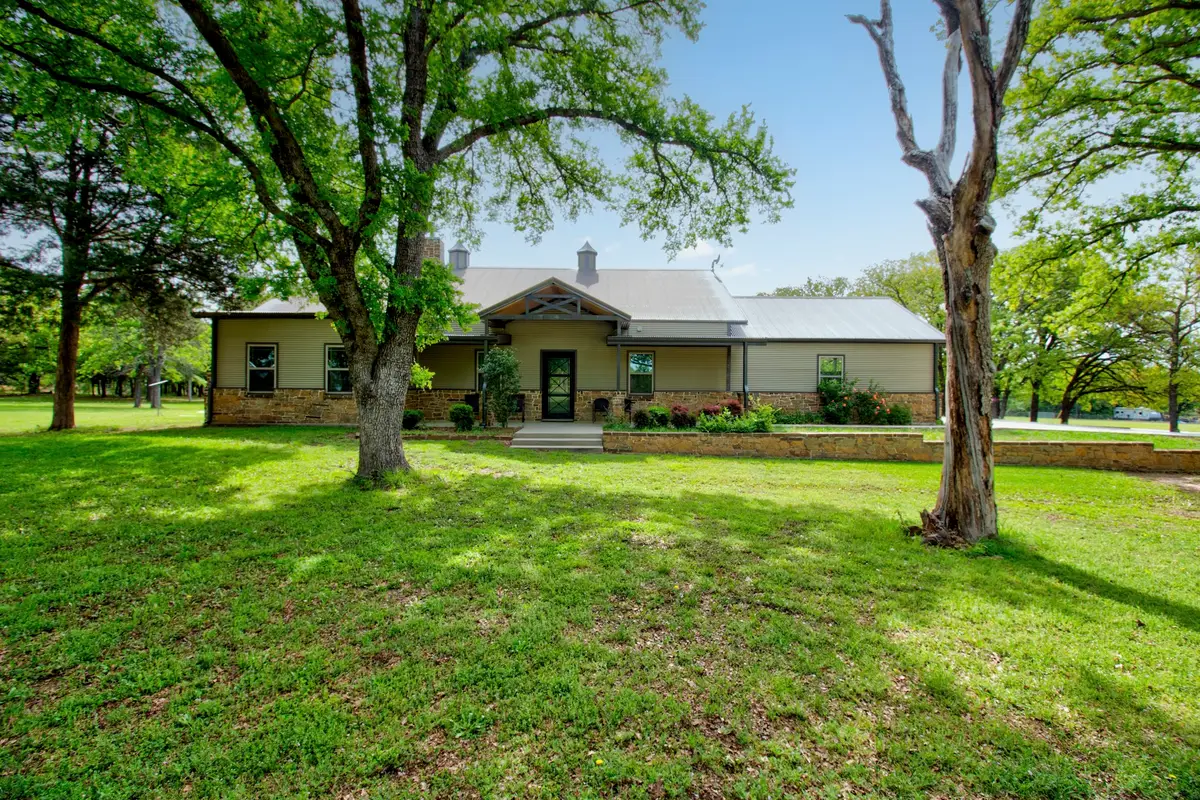 1024 Jordan Creek Road, Collinsville, TX 76233 - #1