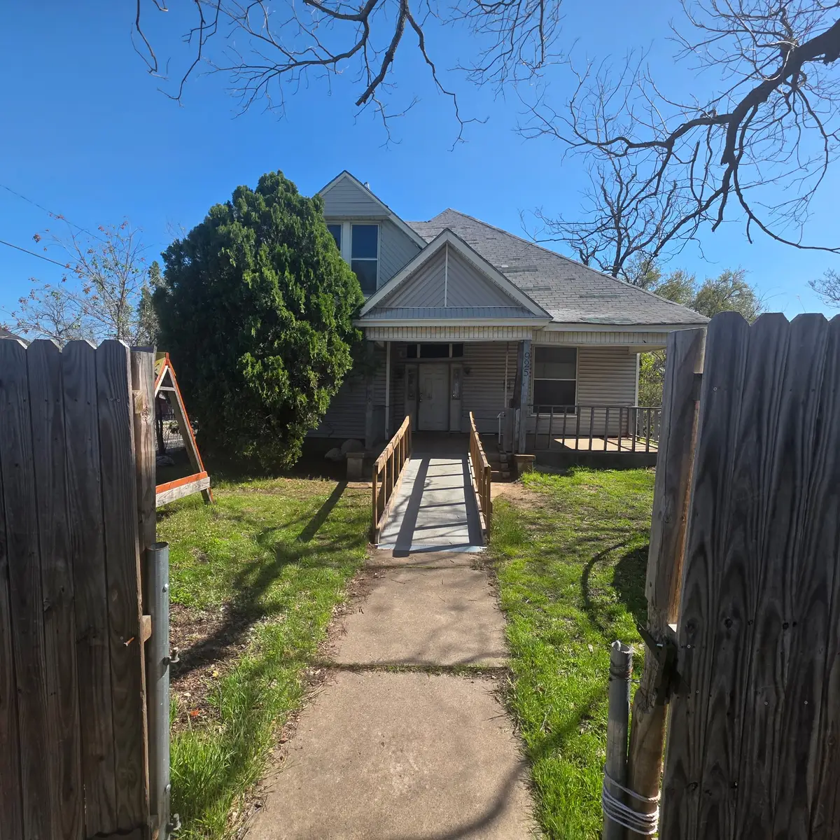 925 N 16th Street, Waco, TX 76707 - #1