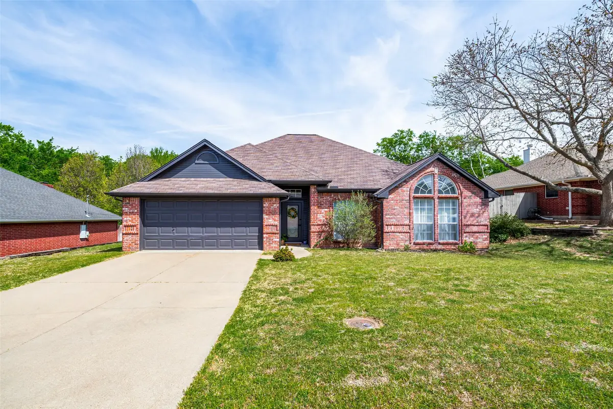 1526 Shadow Run, Weatherford, TX 76086 - #1