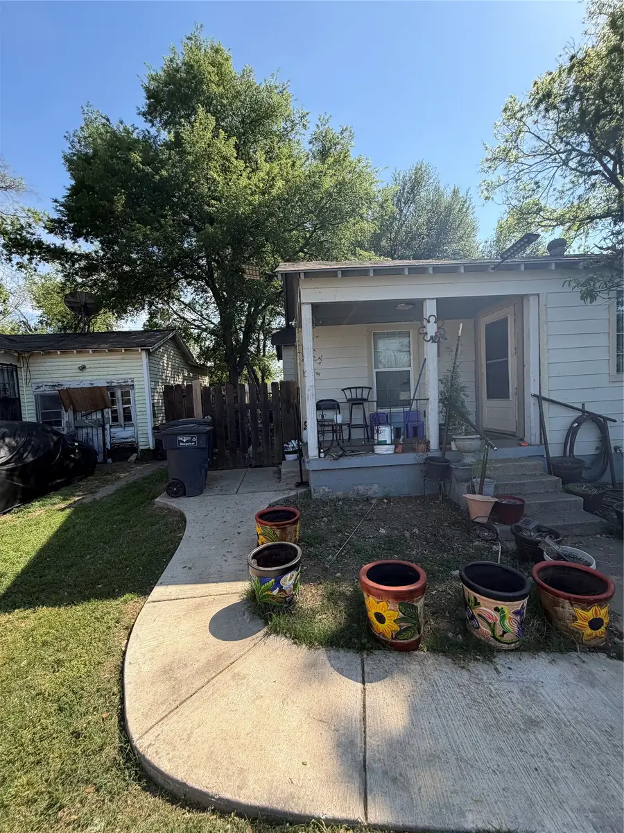1228 Marion Avenue, Fort Worth, TX 76104 - #3