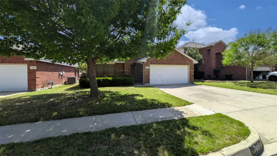 705 Chalk Knoll Road, Fort Worth, TX 76108 - #3