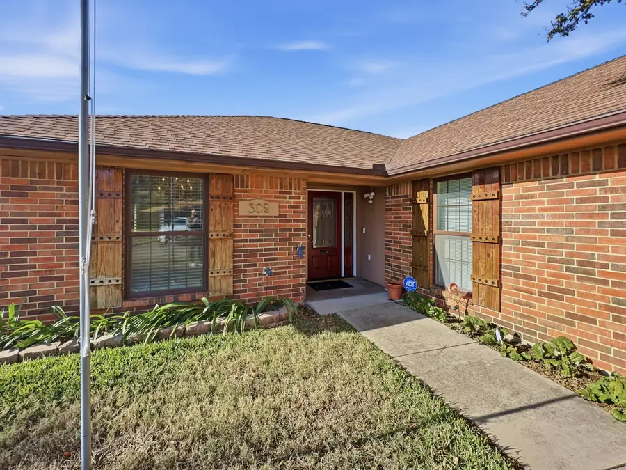 302 Apollo Road, Garland, TX 75040 - #2