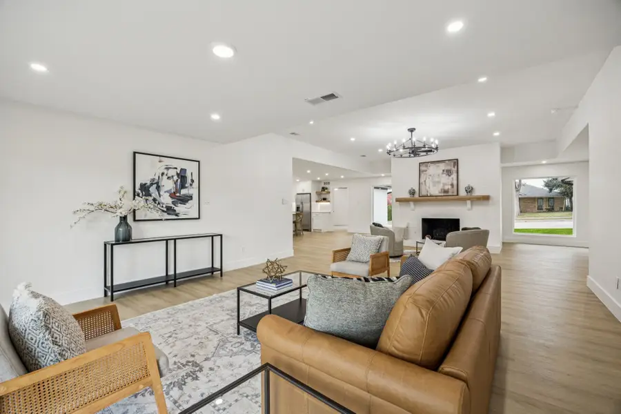 3401 Valley View Lane, Garland, TX 75043 - #3