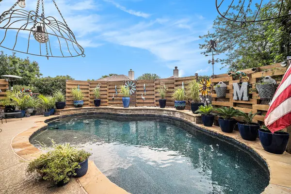 6213 Bowin Drive, Fort Worth, TX 76132