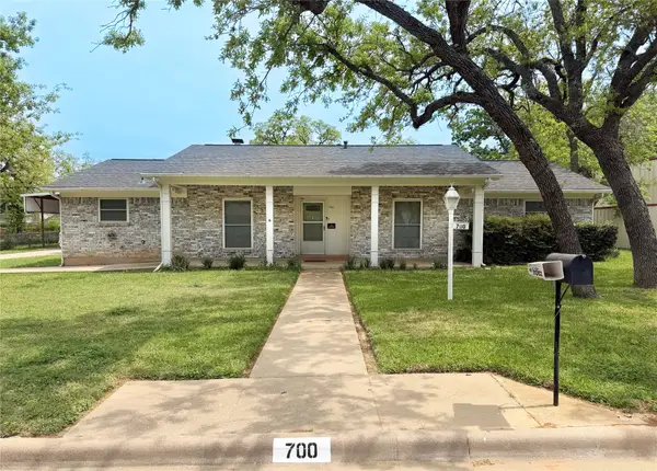 700 Austin Drive, Mineral Wells, TX 76067