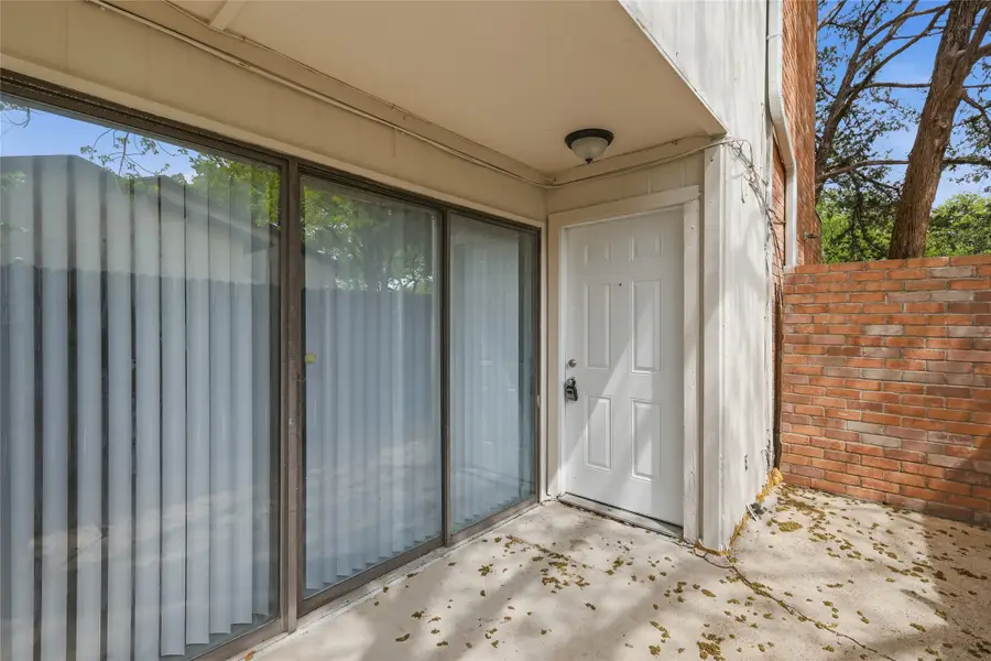 620 W Union Bower Road, Irving, TX 75061 - #2