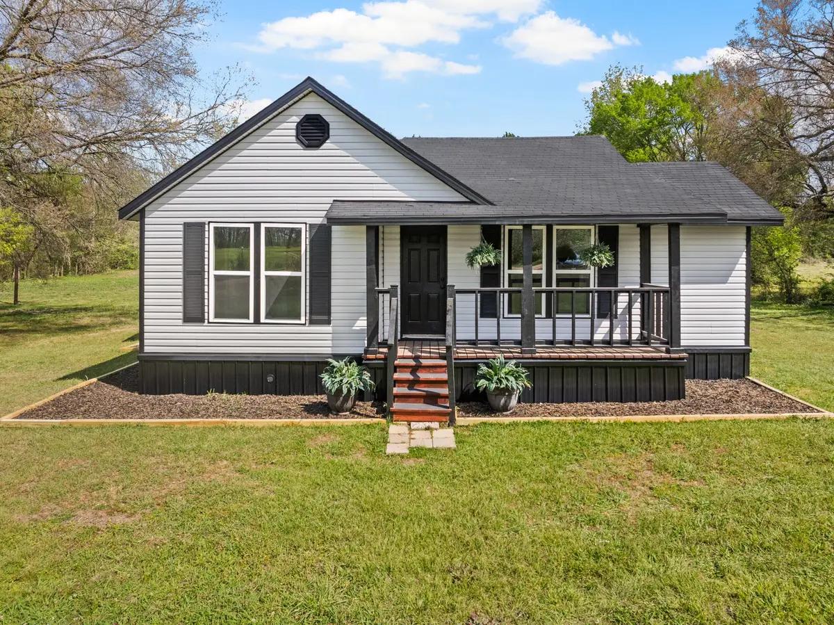 1302 SW County Road 3110, De Kalb, TX 75559 - #1