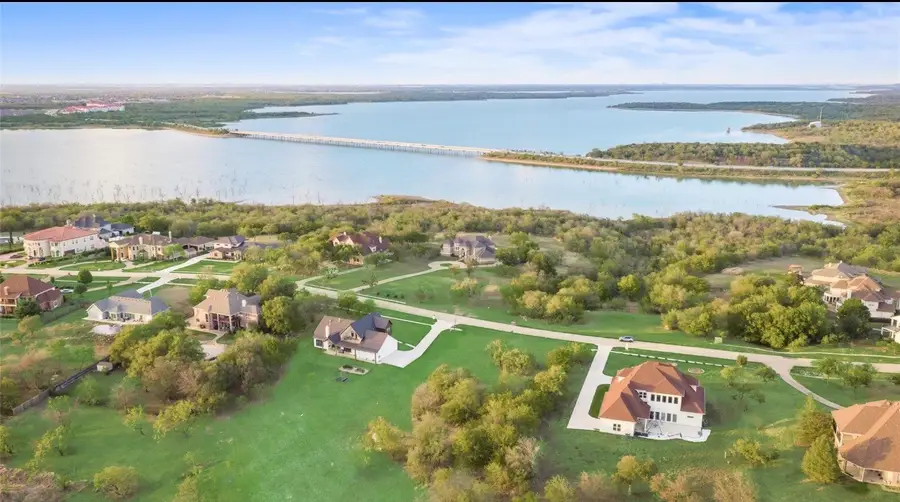 1016 Mallard Pointe Drive, Cedar Hill, TX 75104 - #3