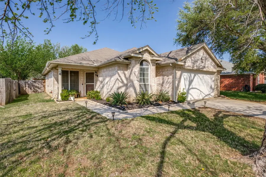 745 Winding Oak, Lake Dallas, TX 75065 - #2