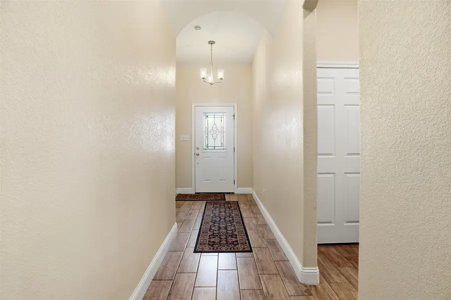 904 Avagail Avenue, Springtown, TX 76082 - #2