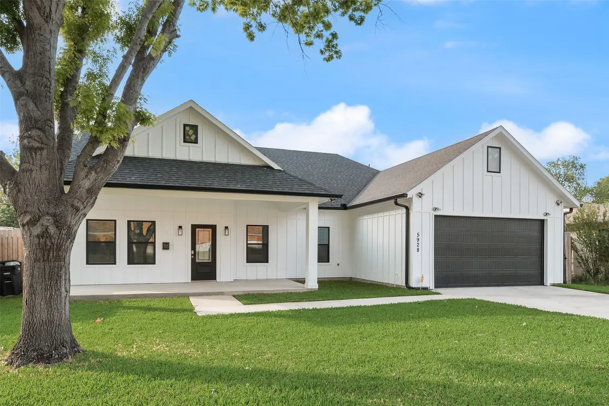 5928 Walraven Circle, Fort Worth, TX 76133 - #1
