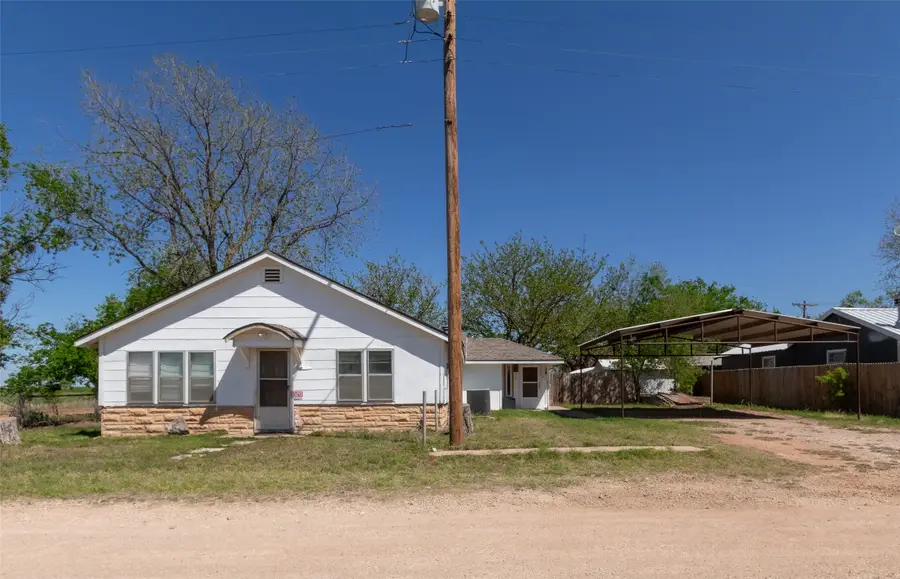 242 E Hamilton Street, Lueders, TX 79553 - #2