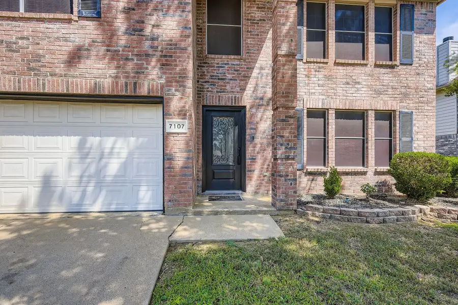 7107 Chambers Creek Lane, Arlington, TX 76002 - #2