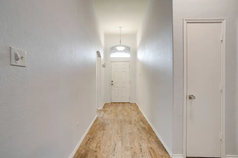 1201 Eastwick Drive, Arlington, TX 76002 - #3