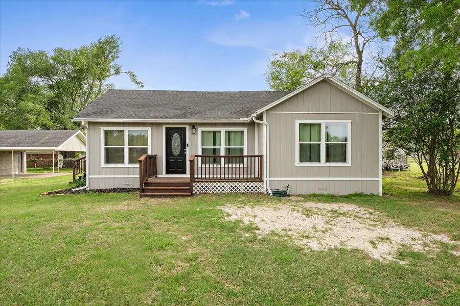 657 E Commerce Street, Fairfield, TX 75840 - #3