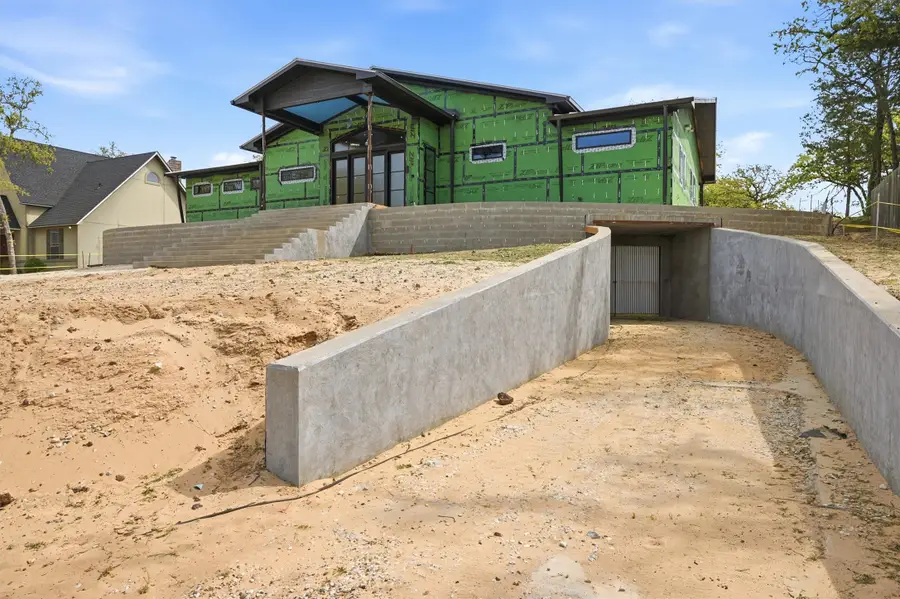 108 Pawnee Trail, Lake Kiowa, TX 76240 - #3