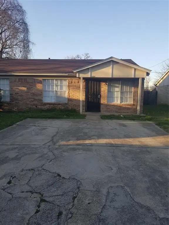 1801 Georgia Street, Arlington, TX 76012