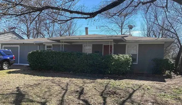 4653 Selkirk Drive, Fort Worth, TX 76109