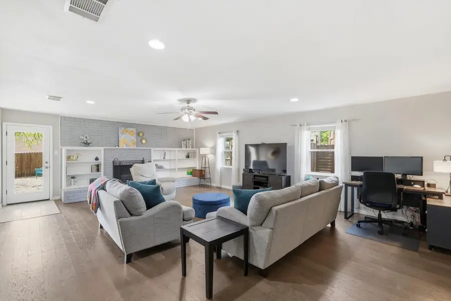 2413 Meadow View, Bedford, TX 76021 - #2