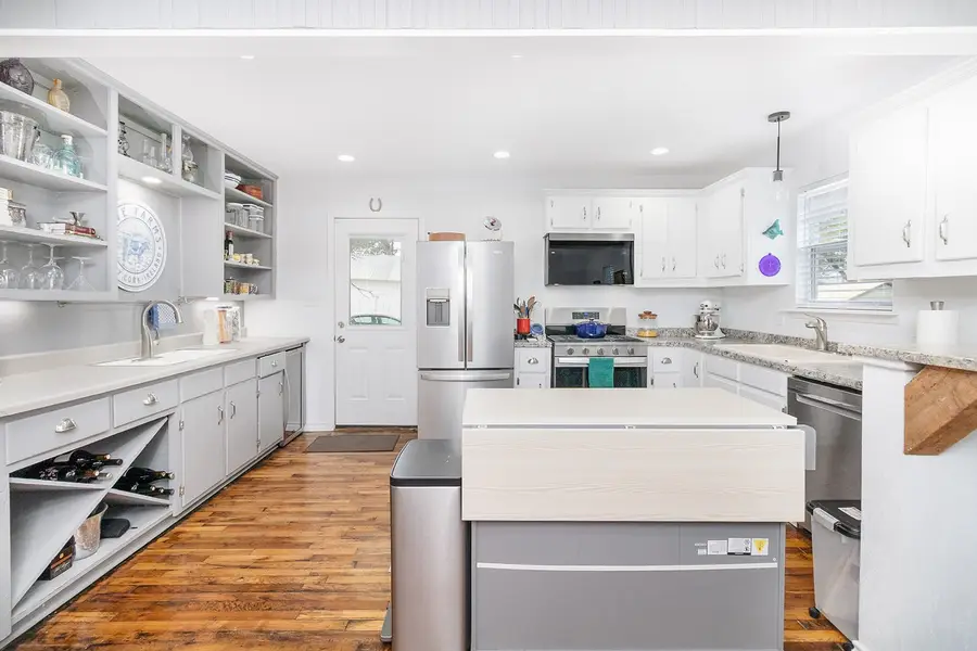 201 W Pearl Street, Brady, TX 76825 - #2