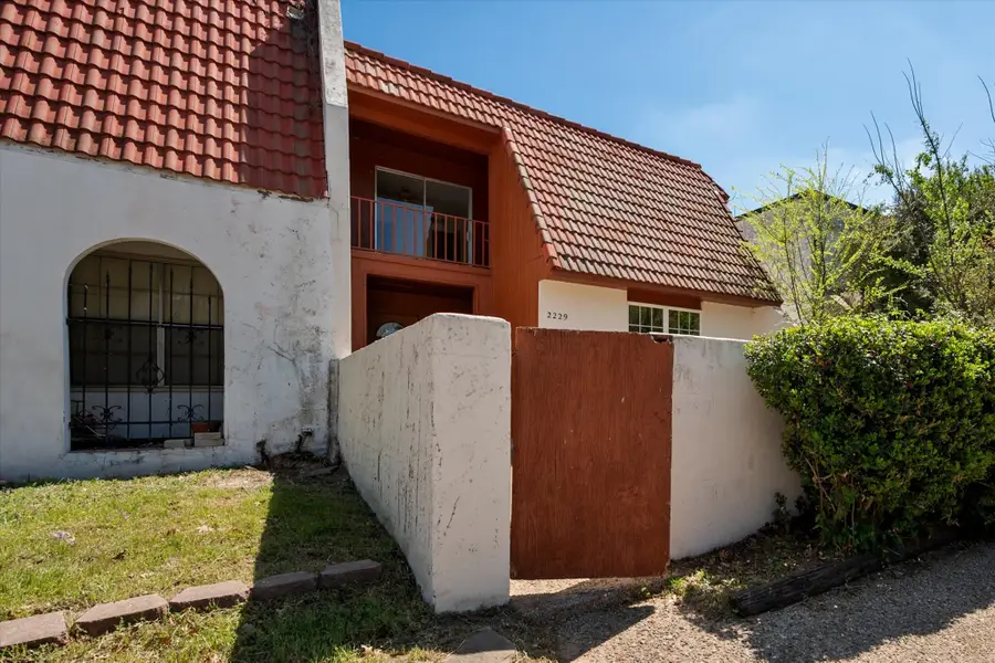 2229 Seville Court, Dalworthington Gardens, TX 76013 - #3