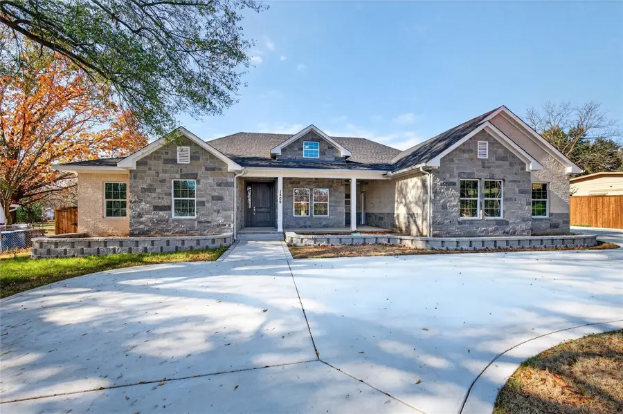 1809 Bluebonnet Avenue, Denison, TX 75020 - #2