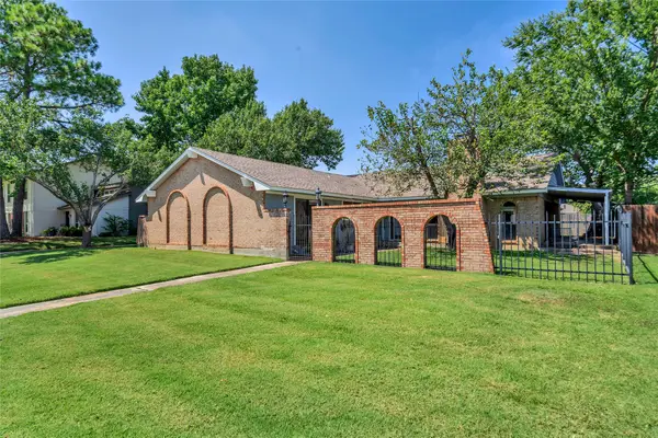 1382 Blue Teal Court, Southlake, TX 76092