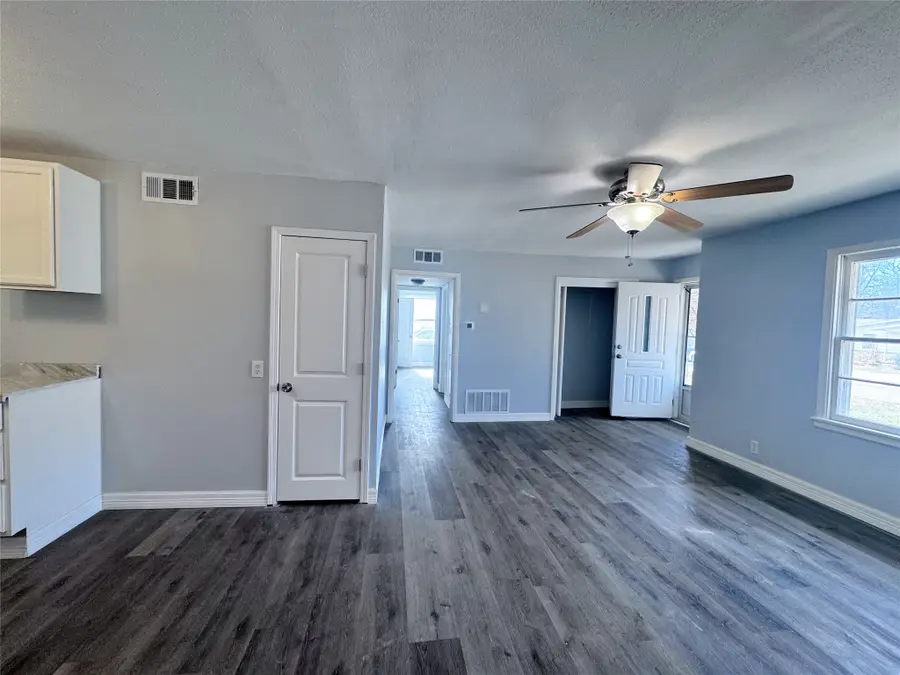 345 SW 16th Street, Paris, TX 75460 - #3