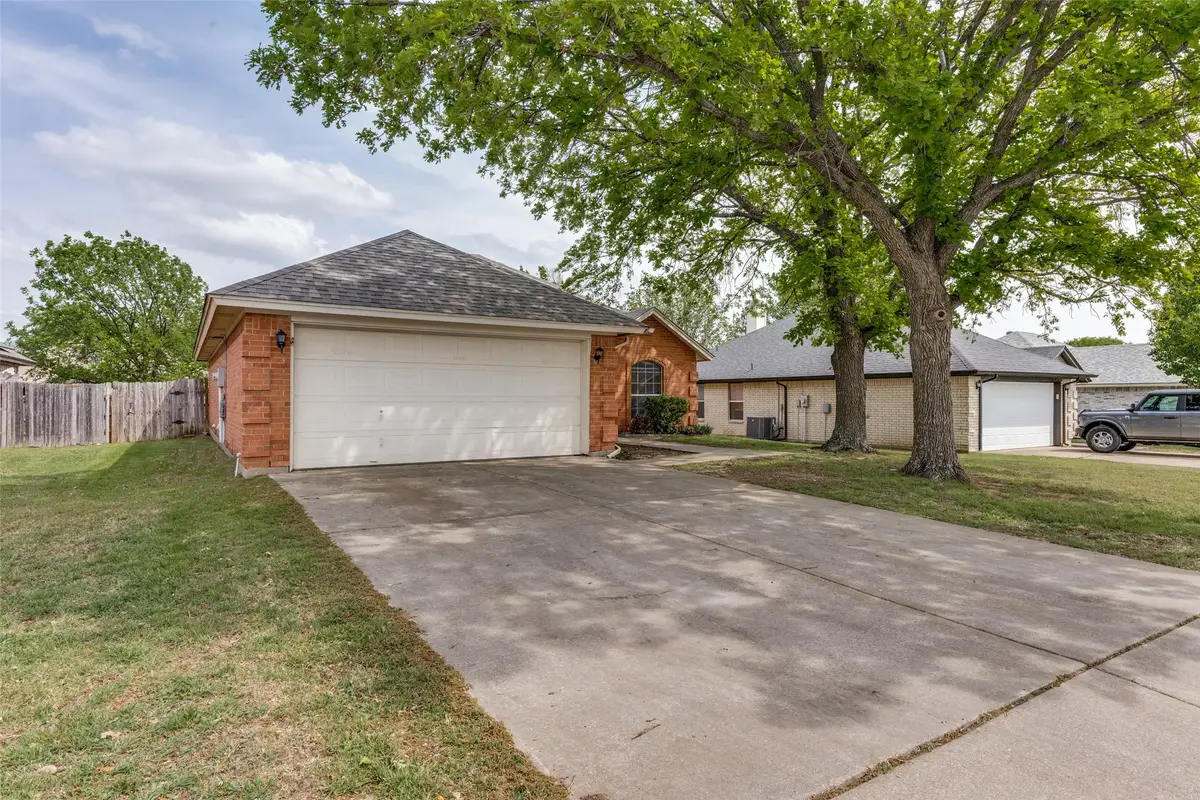 113 Saint James Court, Rhome, TX 76078 - #1