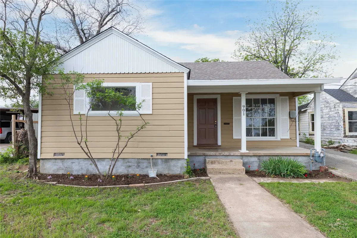 901 6th Street, Brownwood, TX 76801 - #1