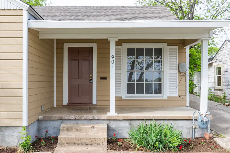 901 6th Street, Brownwood, TX 76801 - #2