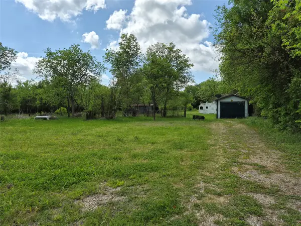 1202 Park Street, Marlin, TX 76661