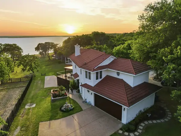 6823 Red Bud Drive, Flower Mound, TX 75022