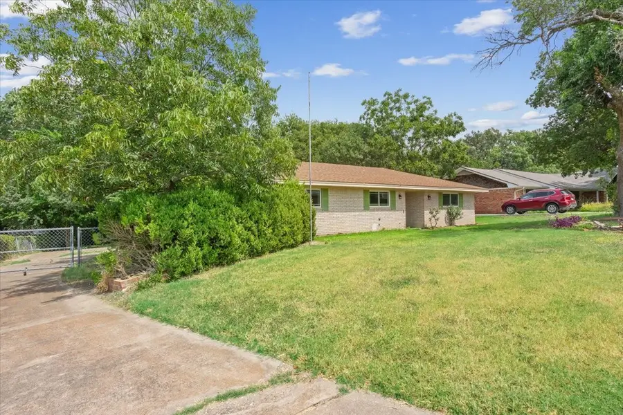 849 Arlington Drive, Woodway, TX 76712 - #3