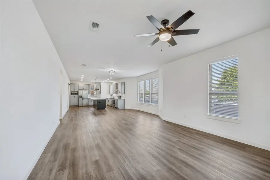 1704 S Jennings Avenue, Fort Worth, TX 76110 - #2