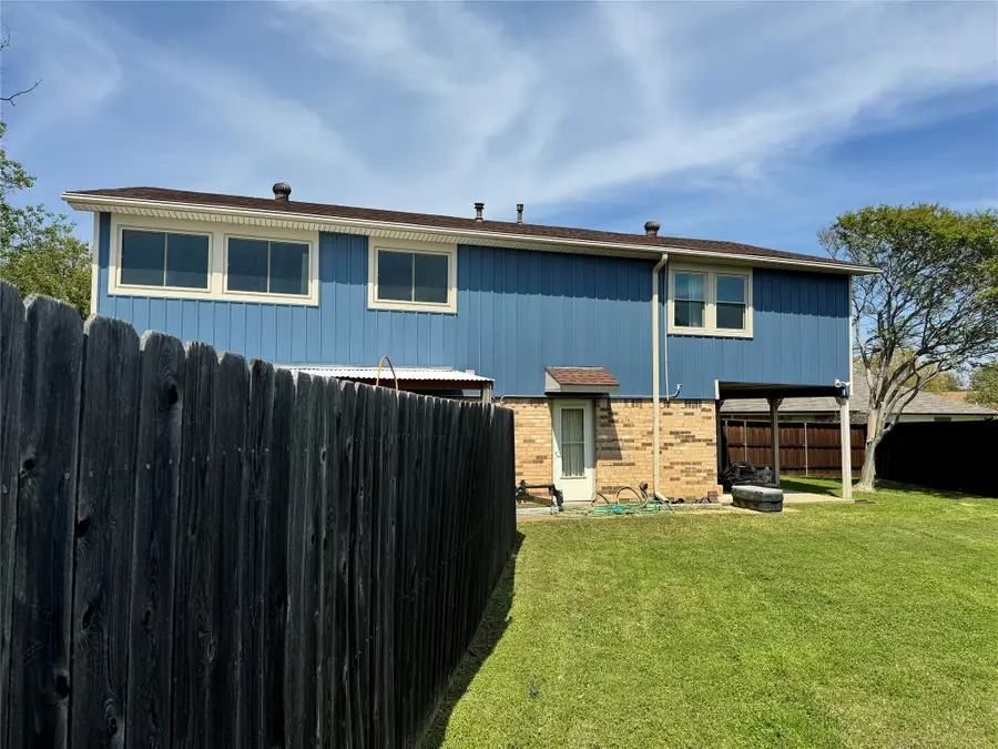 2610 Fallcreek Circle, Carrollton, TX 75006 - #2