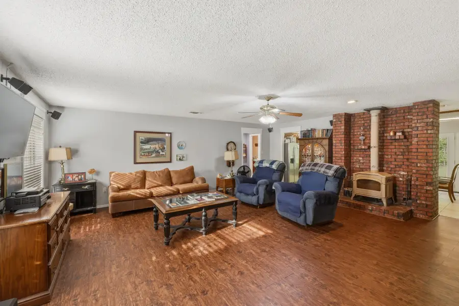 10203 Crestview Drive, Tyler, TX 75707 - #3