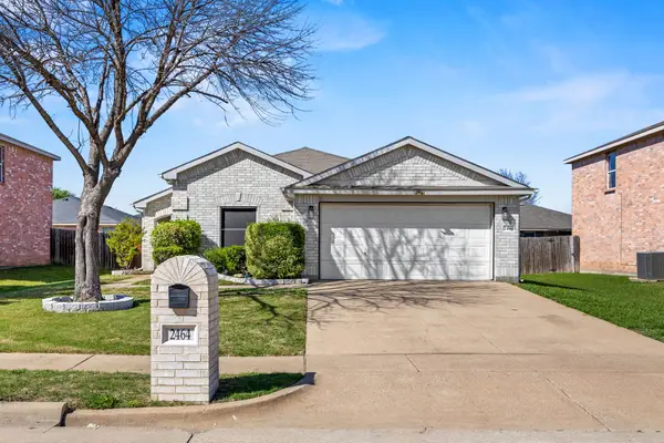 2464 Silverado Trail, Grand Prairie, TX 75052