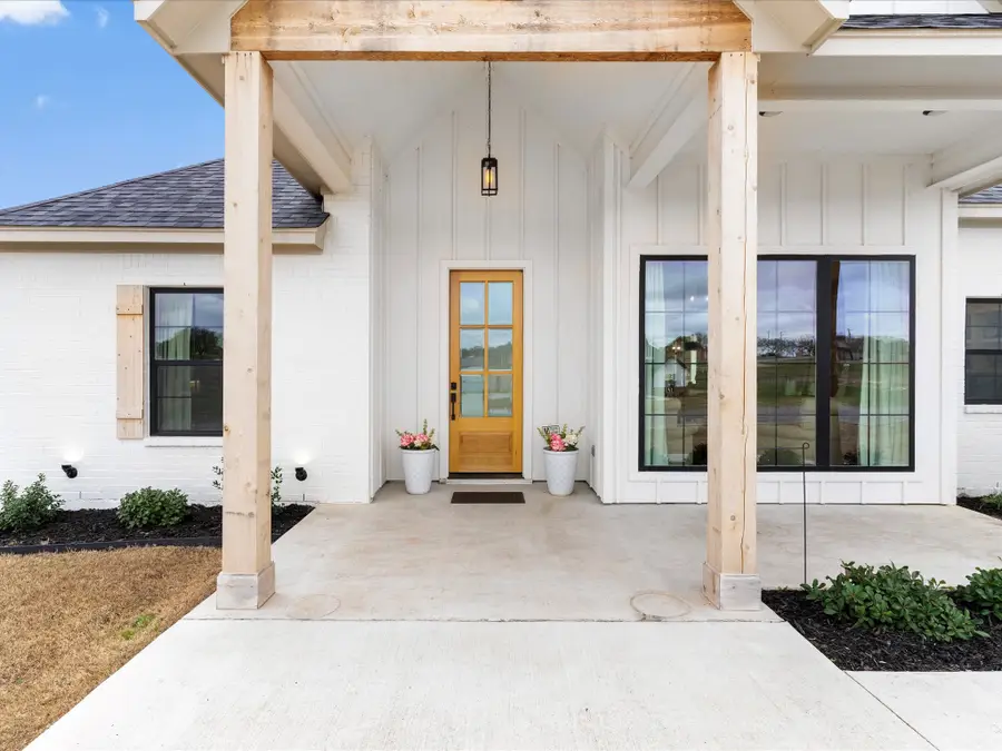 3143 Infinity Drive, Weatherford, TX 76087 - #3