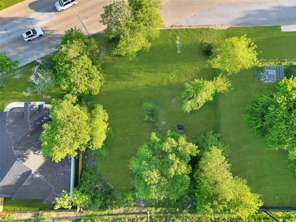 5512 Shiloh Drive, Fort Worth, TX 76107