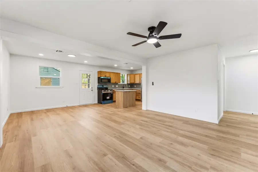 1204 W 3a Street, McGregor, TX 76657 - #3