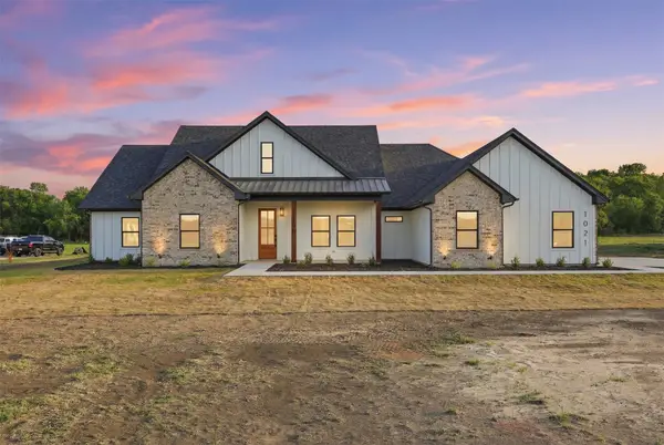 1021 Preserve Street, Weatherford, TX 76085